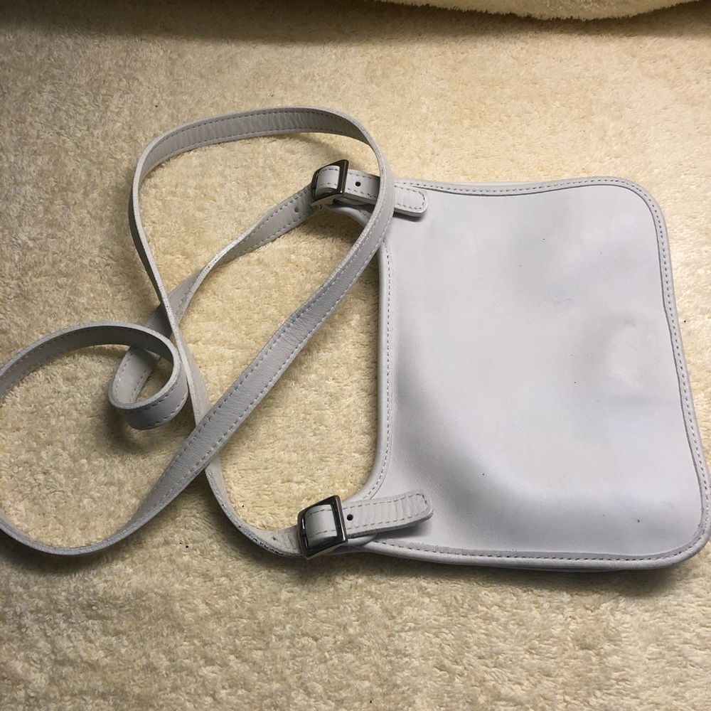 Coach 9142 white leather bag